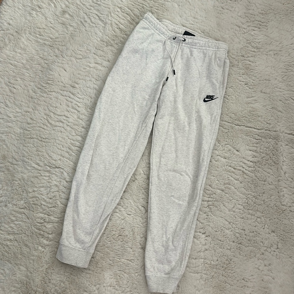 Size Small woman’s small sweatpants